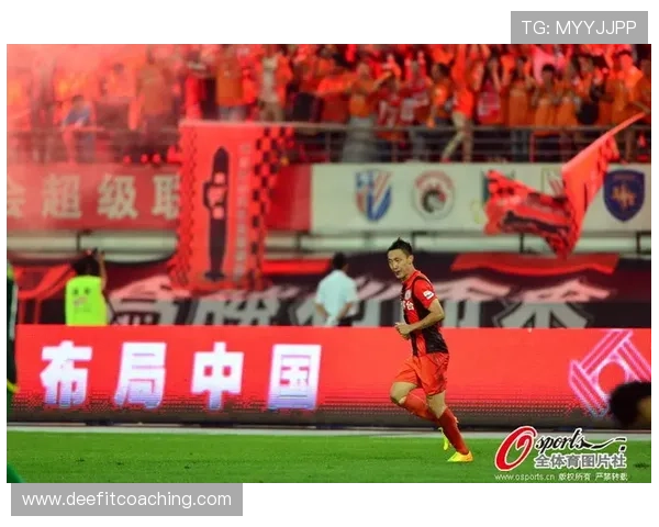 北京国安降级危机背后:战术混乱与豪门定位的巨大反差! 北京国安降级危机背后:战术混乱与豪门定位的巨大反差!