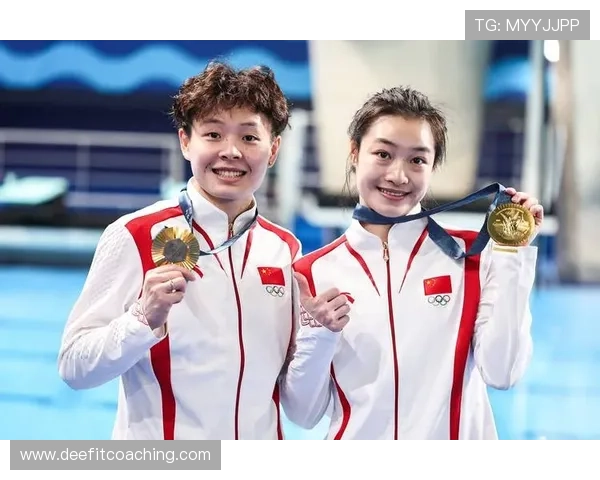 昌雅妮跳水冠军的日常：凌晨四点起床，咖啡当水喝，衣柜里全是队服